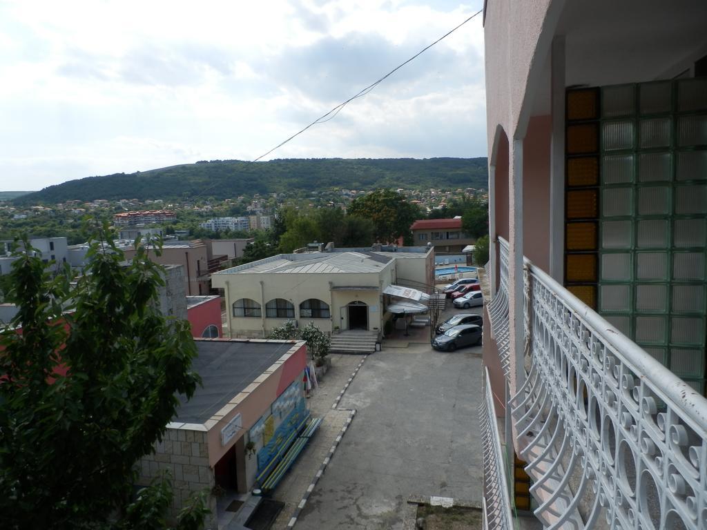 Olimpia Supersnab Hotel Balchik Værelse billede