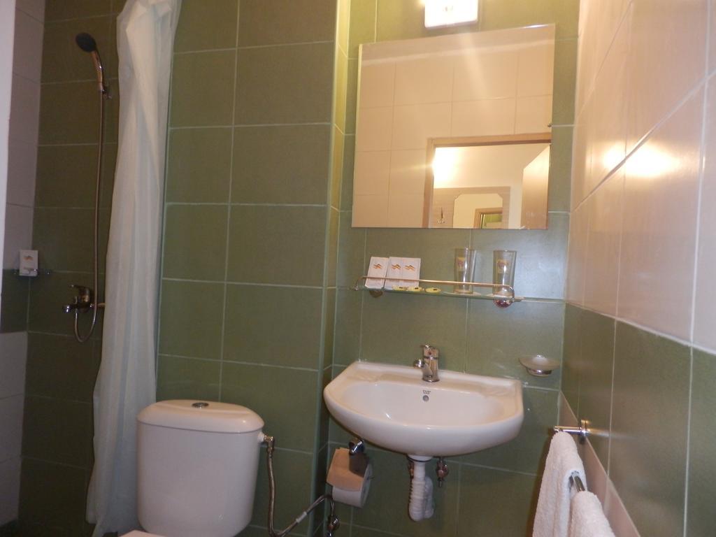 Olimpia Supersnab Hotel Balchik Eksteriør billede