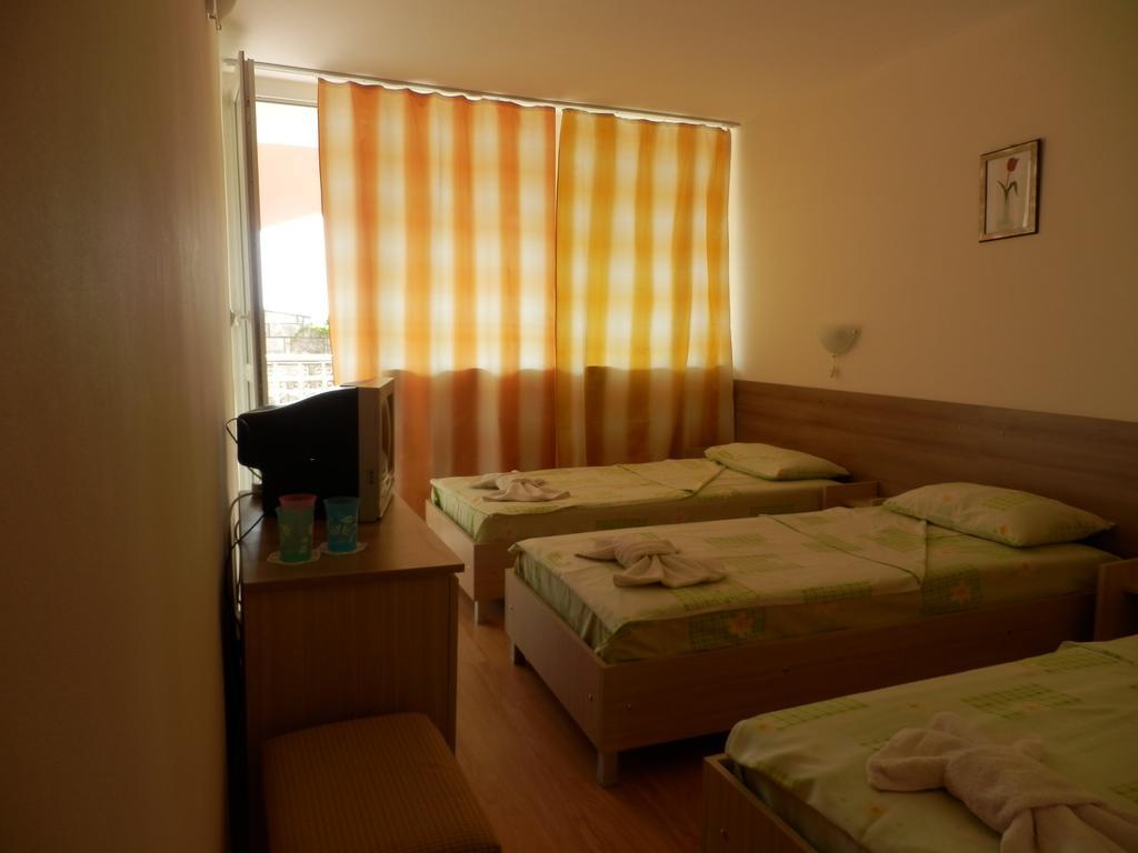 Olimpia Supersnab Hotel Balchik Eksteriør billede