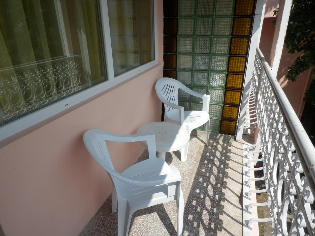 Olimpia Supersnab Hotel Balchik Eksteriør billede