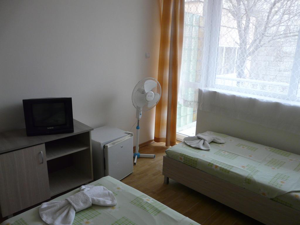 Olimpia Supersnab Hotel Balchik Værelse billede